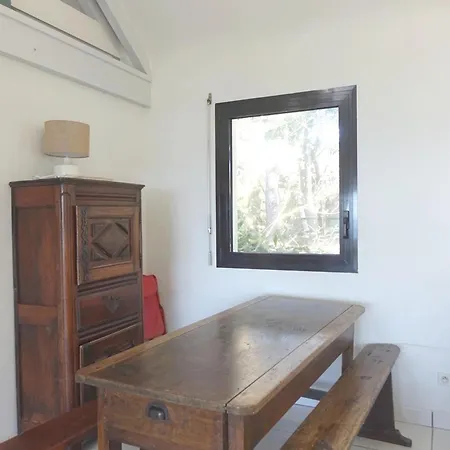 Maison Spacieuse A 400m De La Des Govelins, Vue - Fr-1-639-138 * 생 질다 드 뤼